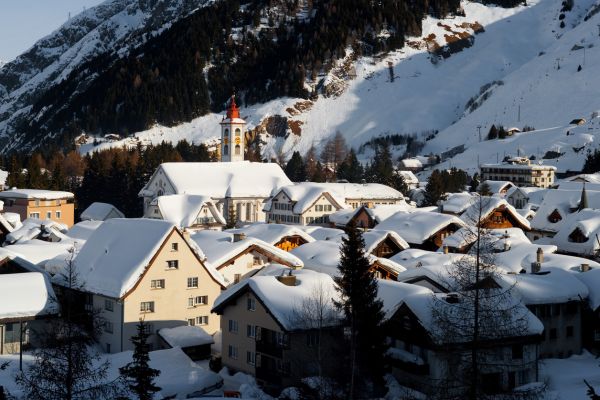 5 Resorts de Luxo em Cenários de Neve Para Casais